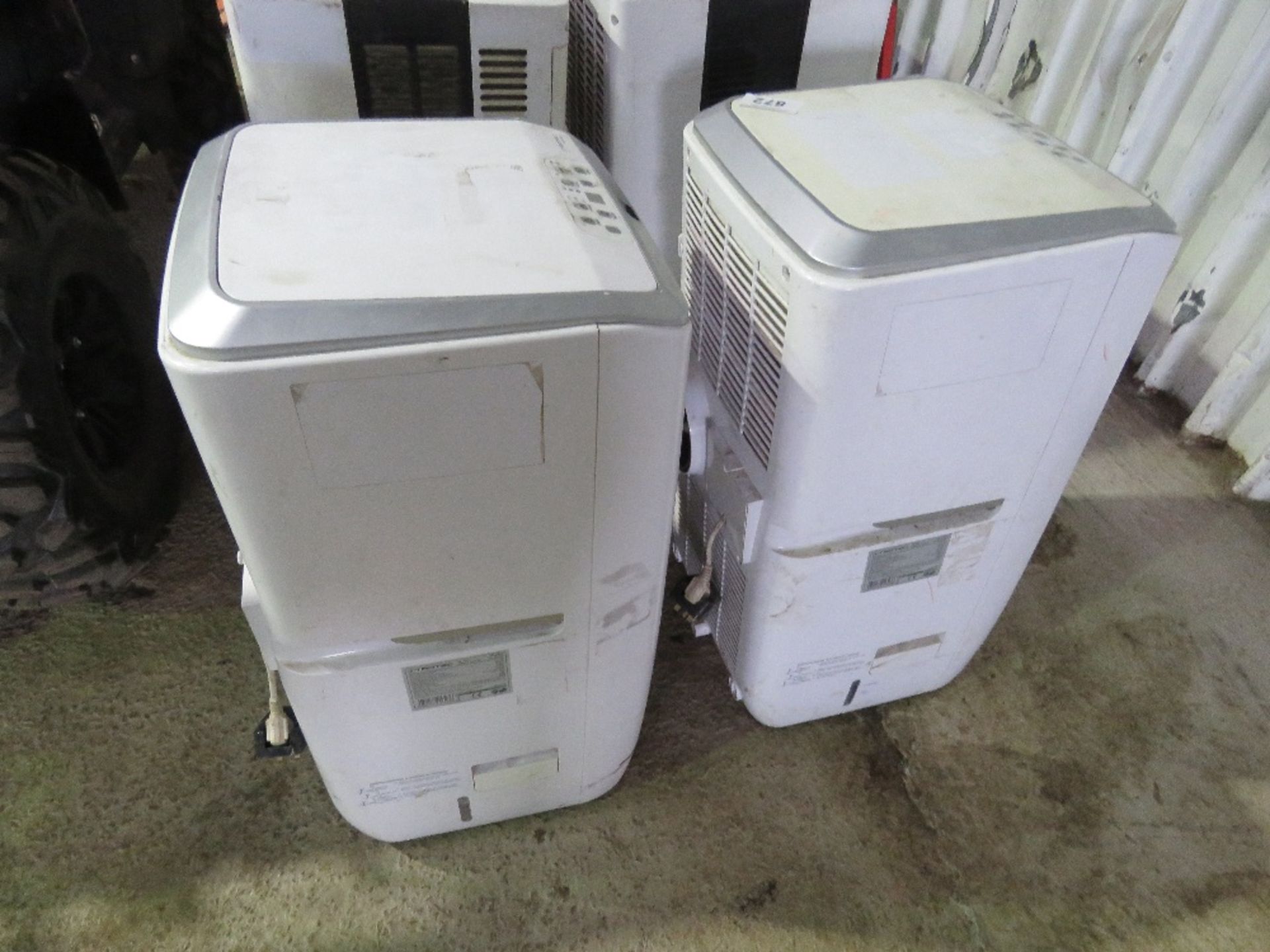 2 X ROOM AIR CONDITIONERS, 240VOLT POWERED. - Image 3 of 3