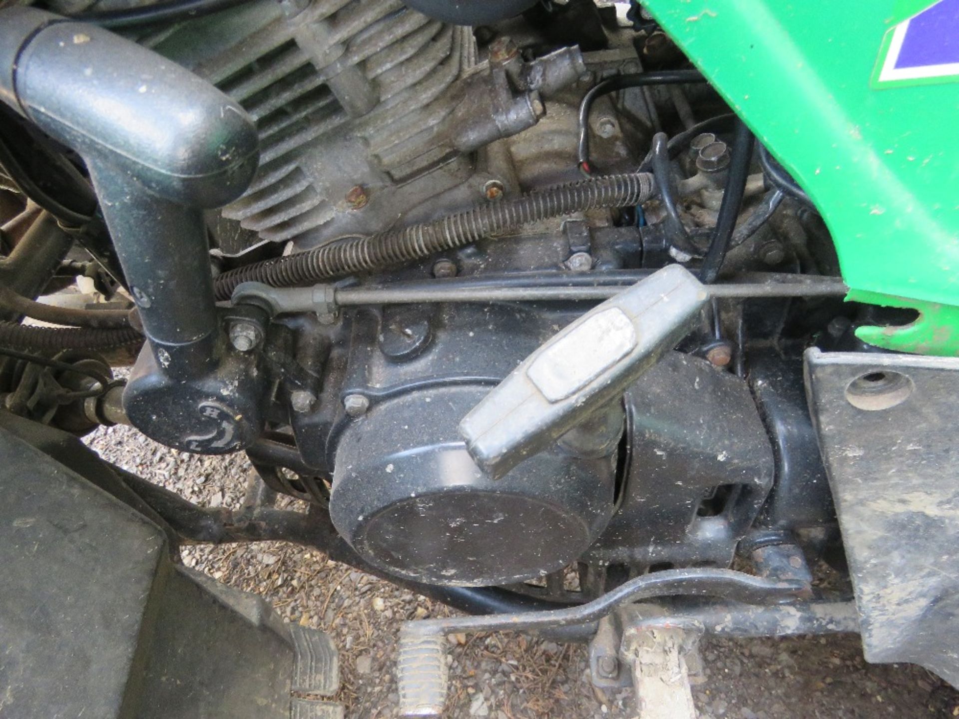 KAWASAKI KLF300 4X4 4WD PETROL ENGINED QUAD BIKE, TURNS OVER BUT NOT STARTING, CONDITION UNKNOWN, SO - Image 4 of 8