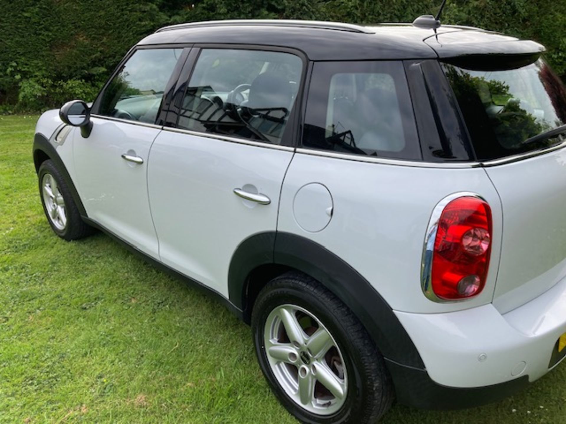 Mini 1.6 petrol Cooper manual Countryman car, Year 2012, 54,391 miles EXECUTOR SALE - Image 4 of 12