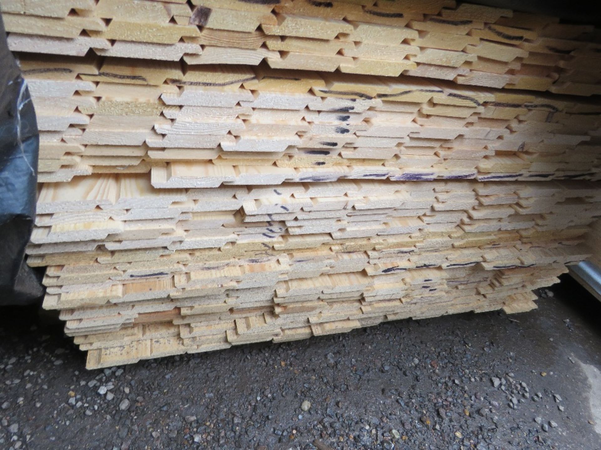 2 X LARGE PACKS OF UNTREATED SHIPLAP TYPE TIMBER CLADDING BOARDS: 1.73M X 100MM APPROX. - Image 2 of 3
