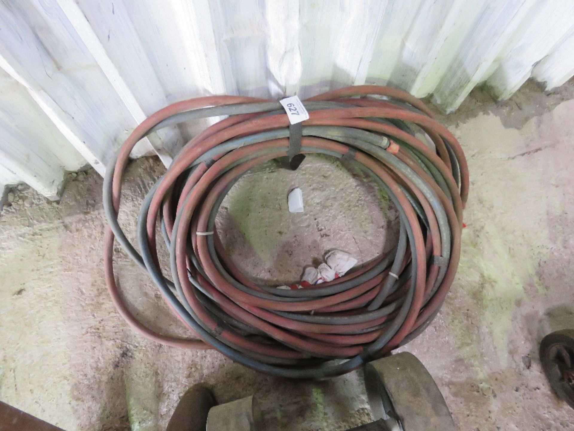 GAS CUTTING HOSES. THIS LOT IS SOLD UNDER THE AUCTIONEERS MARGIN SCHEME, THEREFORE NO VAT WILL BE C