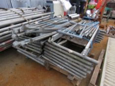 PALLET OF STEEL SCAFFOLD TOWER PARTS.