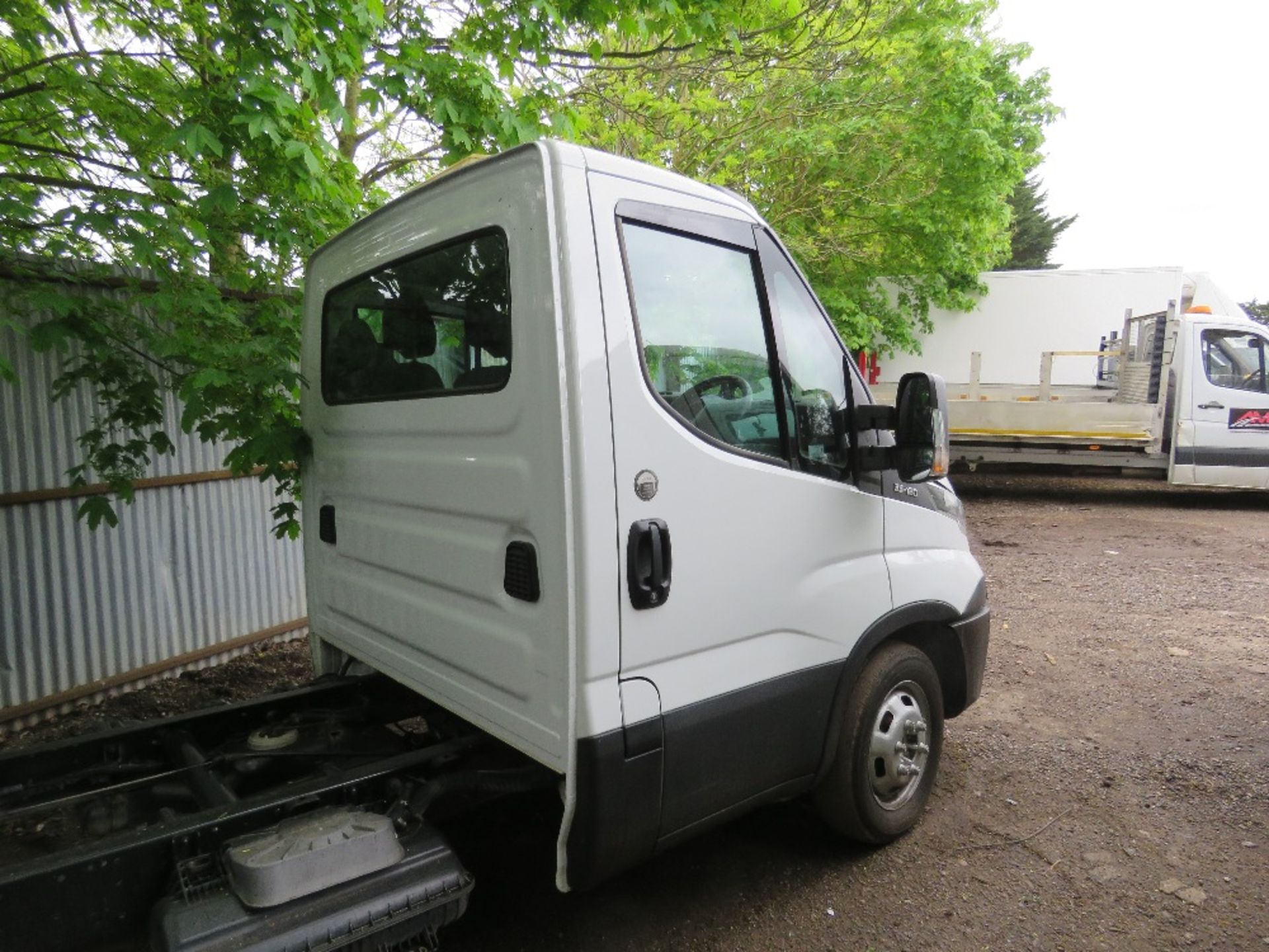 IVECO 35-180 3500KG RATED CHASSIS CAB REG: LX68 OCE WITH V5 AND SOME SERVICE PRINTOUTS. MOT EXPIRED - Image 5 of 10