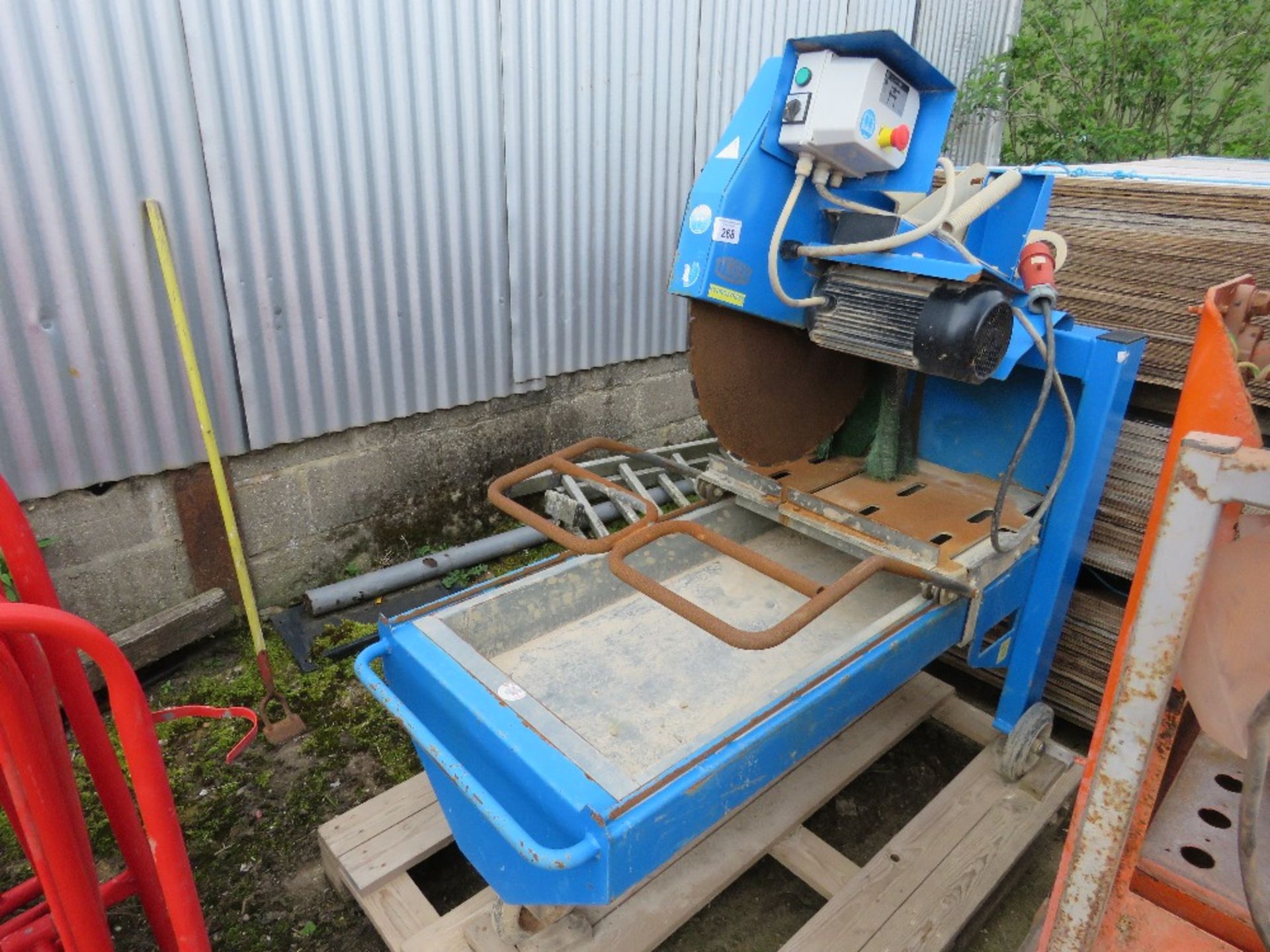 TYROLIT HYDROSTRESS SAWBENCH, YEAR 2015.