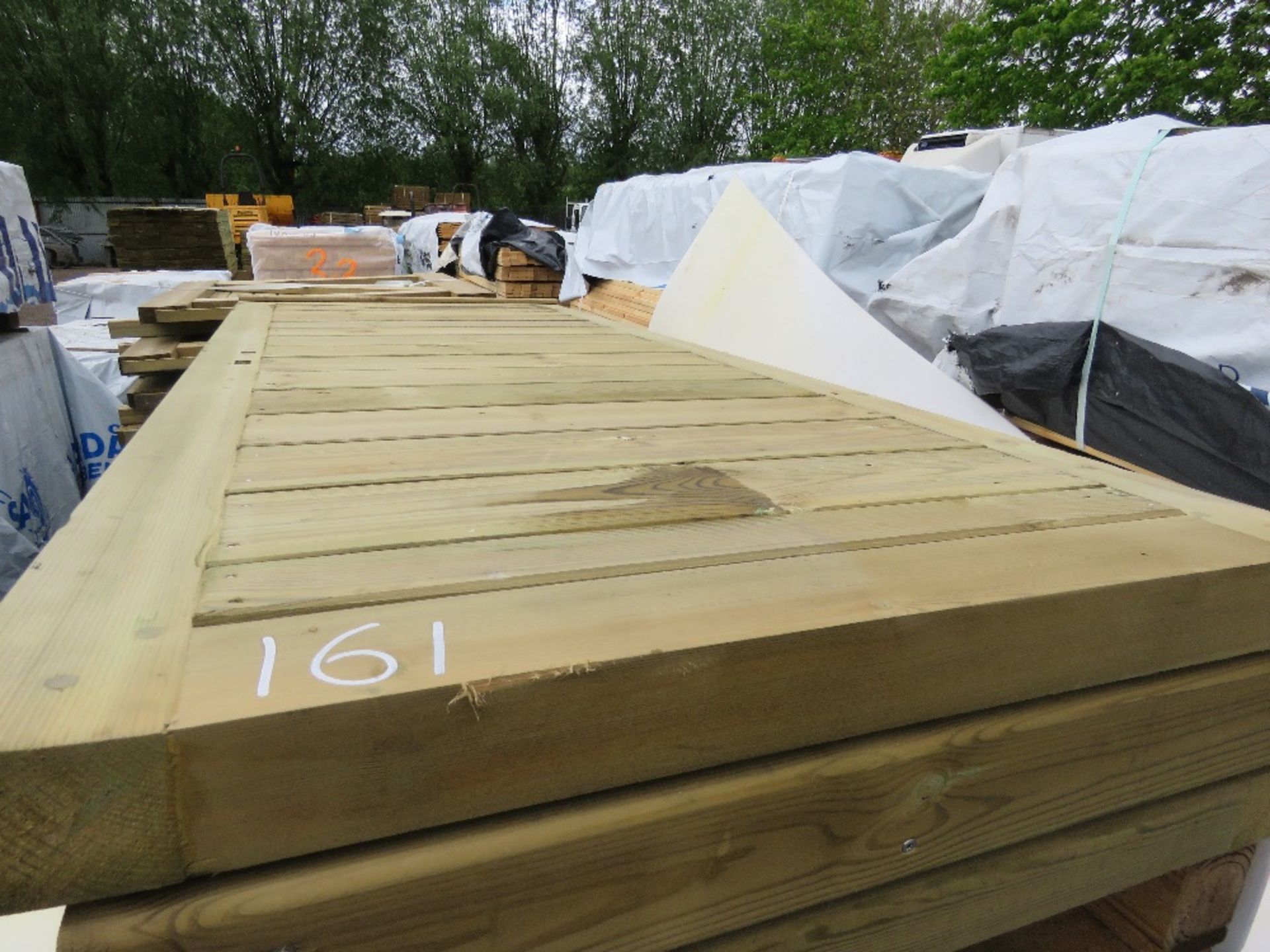 3 X QUALITY TIMBER PEDESTRIAN GATES 800MM X 1.97M APPROX. - Image 5 of 5
