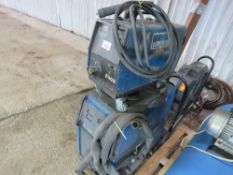 OERLIKON M403 WELDER, 3 PHASE POWERED, WITH WIRE FEED HEAD. THIS LOT IS SOLD UNDER THE AUCTIONEER