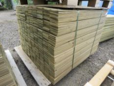 PACK OF TREATED HIT AND MISS TIMBER FENCE CLADDING BOARDS: 1.14M LENGTH X 100MM WIDTH APPROX.