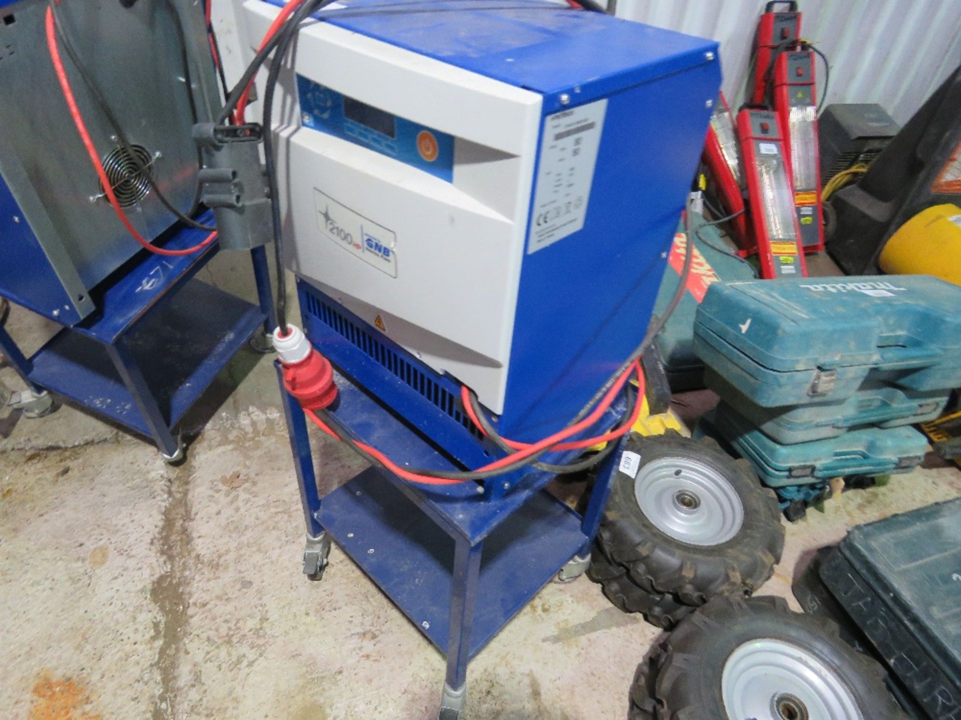 GNB 2100HP 3 PHASE POWERED FORKLIFT TRUCK CHARGER ON A TROLLEY. 80VOLT/60AMP OUTPUT. WORKING WHEN R - Image 2 of 4