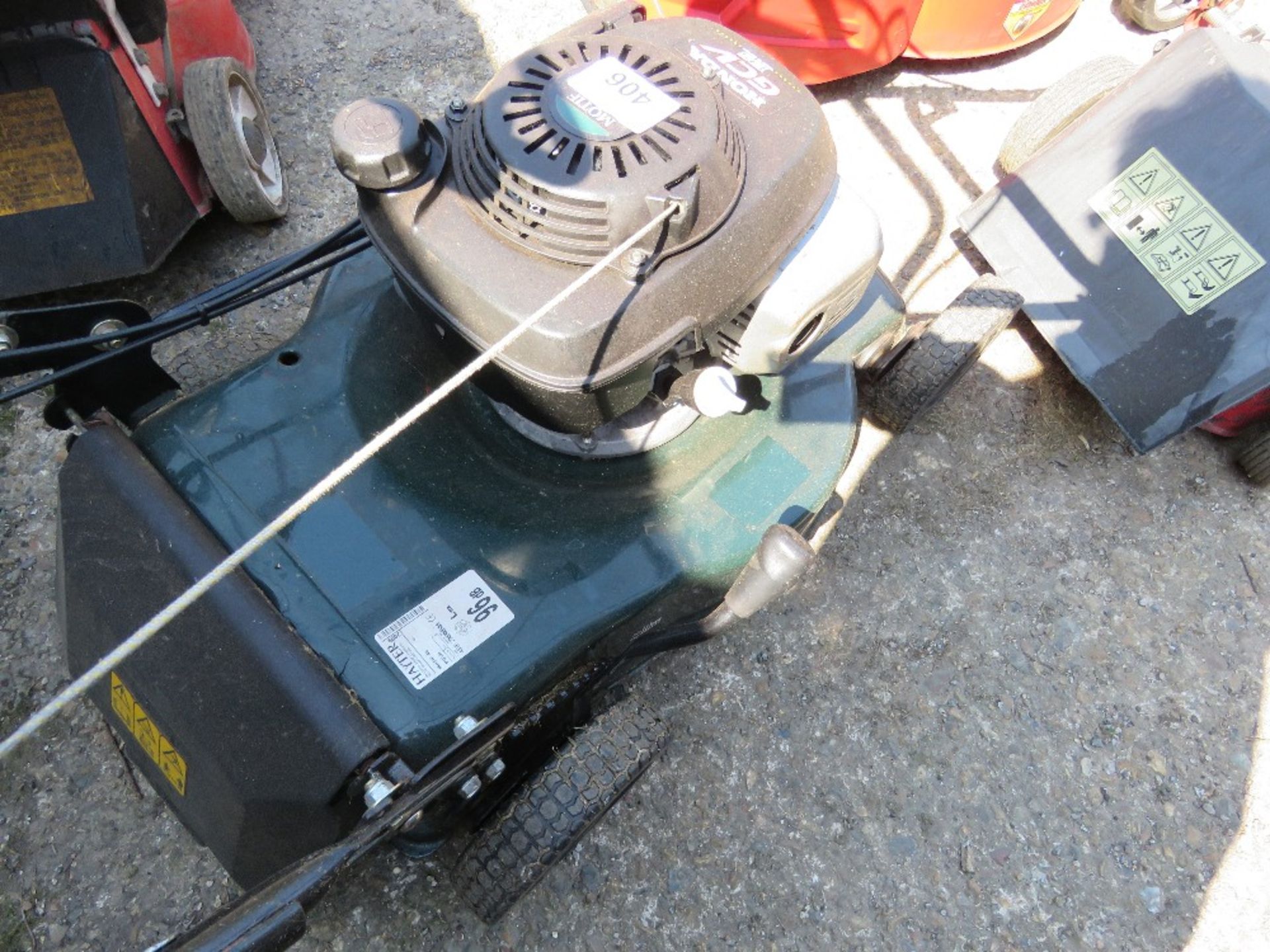 HAYTER MOTIF SELF DRIVE PETROL ENGINED LAWNMOWER, NO COLLECTOR. THIS LOT IS SOLD UNDER THE AUCTIO - Image 4 of 4