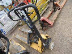 2 X HYDRAULIC PALLET TRUCKS.