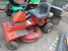 WHEELHORSE 110-4 RIDE ON MOWER WITH A COLLECTOR.