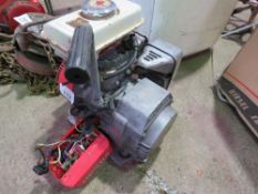 SMALL SIZED HONDA ENGINED GENERATOR. THIS LOT IS SOLD UNDER THE AUCTIONEERS MARGIN SCHEME, THEREF