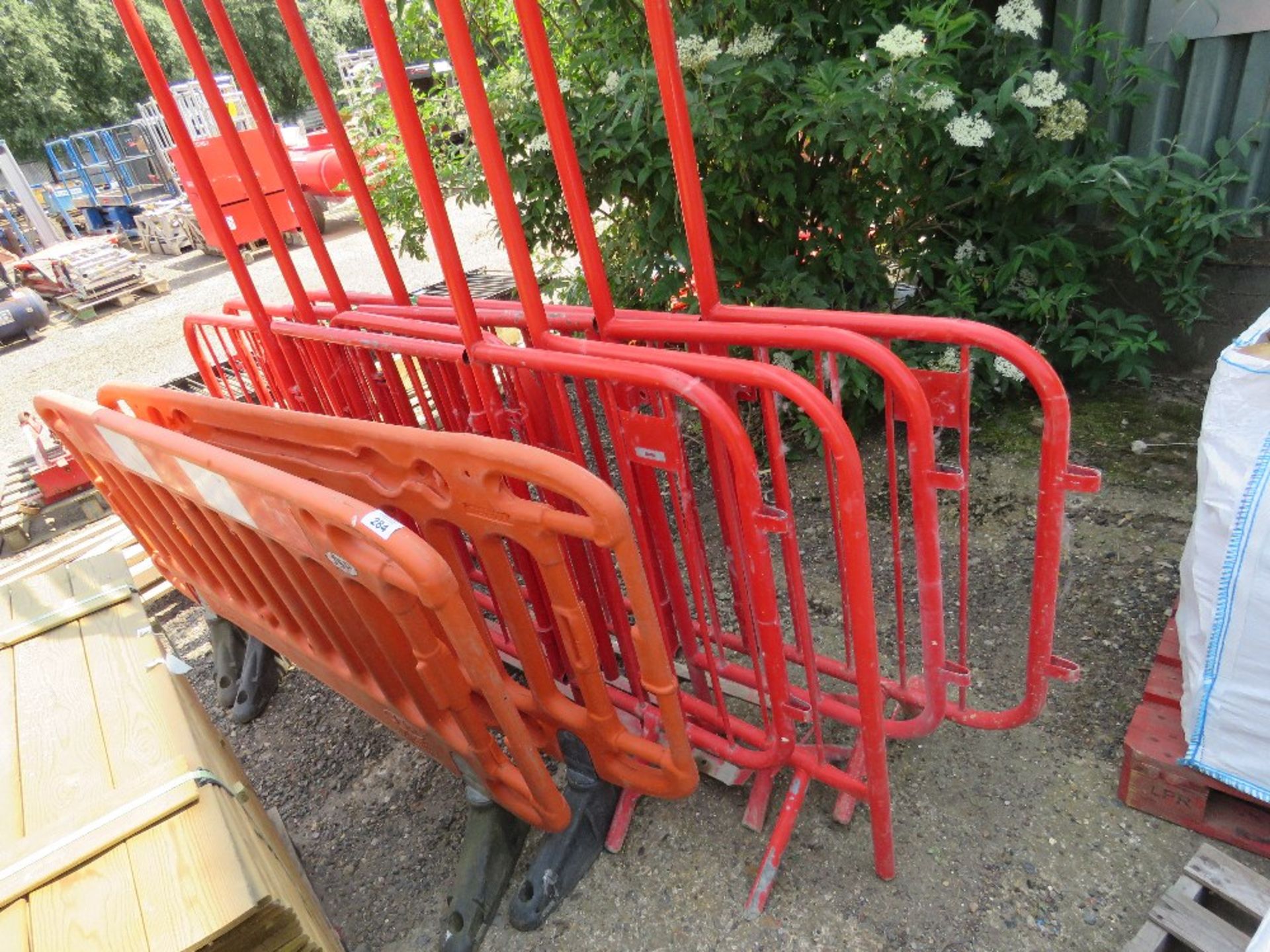 2 X PLASTIC CHAPTER 8 BARRIERS PLUS 4NO METAL PEDESTRIAN GATES. THIS LOT IS SOLD UNDER THE AUCTIO