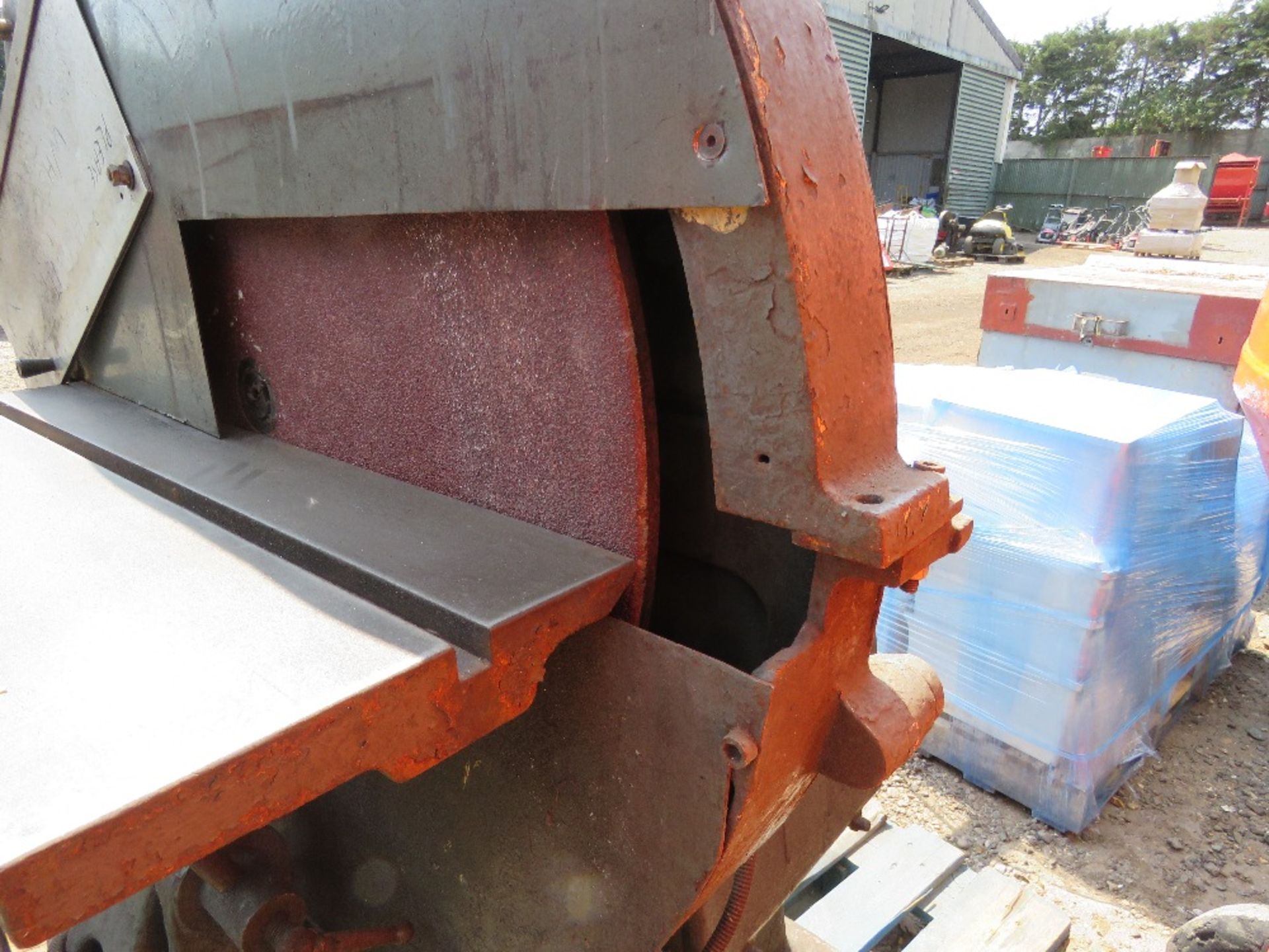 SAGAR LARGE SIZED SANDING WHEEL, WORKING WHEN REMOVED. - Image 7 of 8