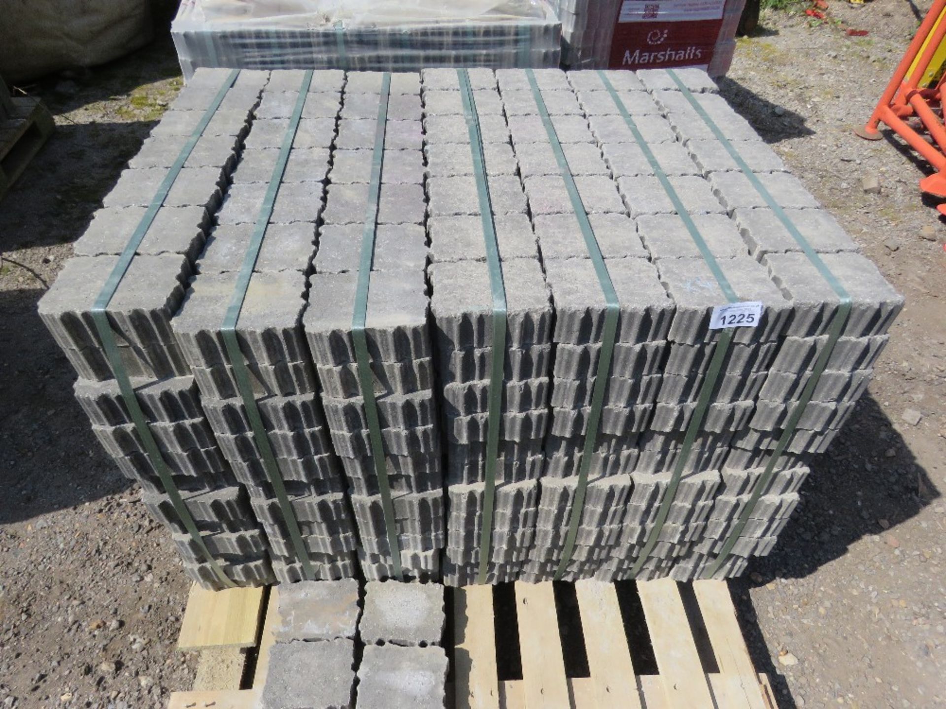 4 X PALLETS OF MARSHALL GREY PAVERS. - Image 5 of 8