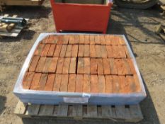 PALLET CONTAINING TRADITIONAL STYLE RED FACING BRICKS. THIS LOT IS SOLD UNDER THE AUCTIONEERS MAR