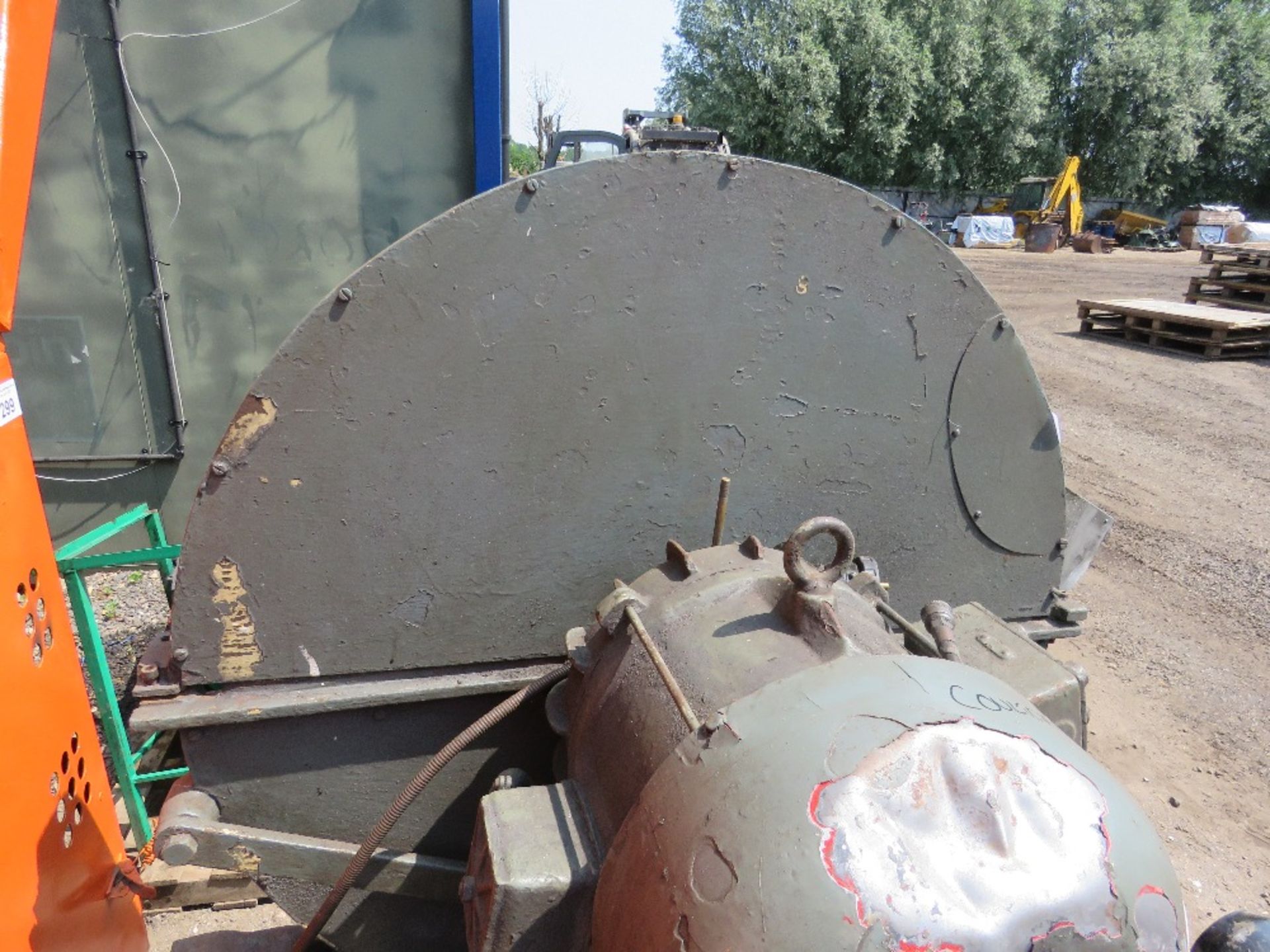 SAGAR LARGE SIZED SANDING WHEEL, WORKING WHEN REMOVED. - Image 4 of 8