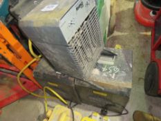 3 X CUBE FAN HEATERS, 110VOLT POWERED. THIS LOT IS SOLD UNDER THE AUCTIONEERS MARGIN SCHEME, THER