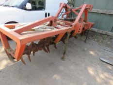 TRACTOR MOUNTED HYDRAULIC POWERED FOLDING PASTURE SLITTER UNIT, 13FT WIDTH APPROX, TWIN MOUNTING BRA