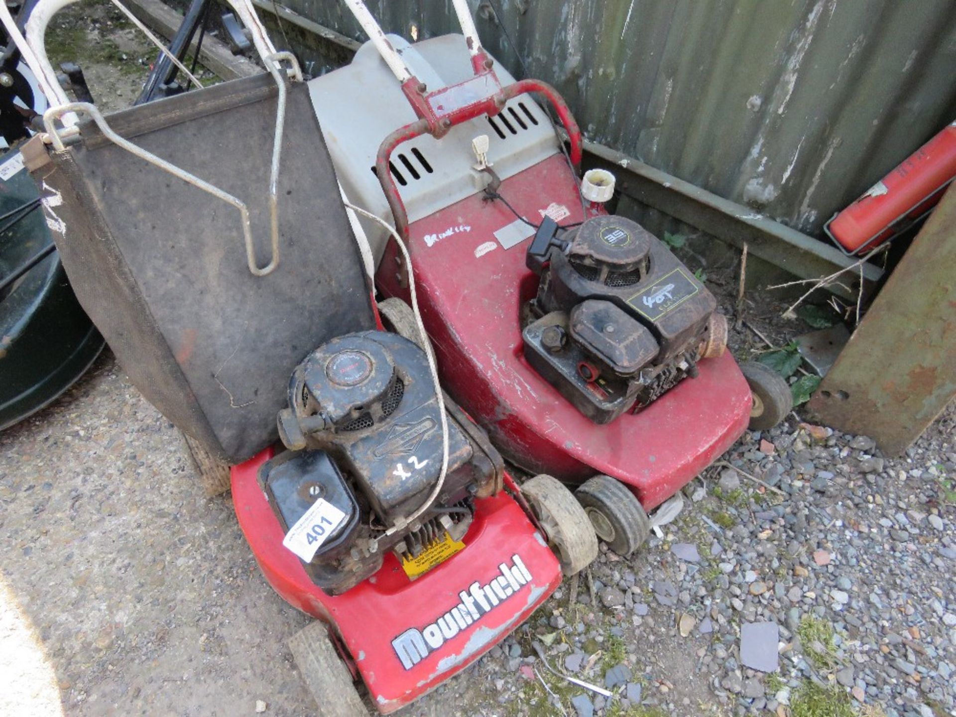 2 X PETROL ENGINED LAWNMOWERS WITH COLLECTORS. THIS LOT IS SOLD UNDER THE AUCTIONEERS MARGIN SCHE - Image 2 of 2