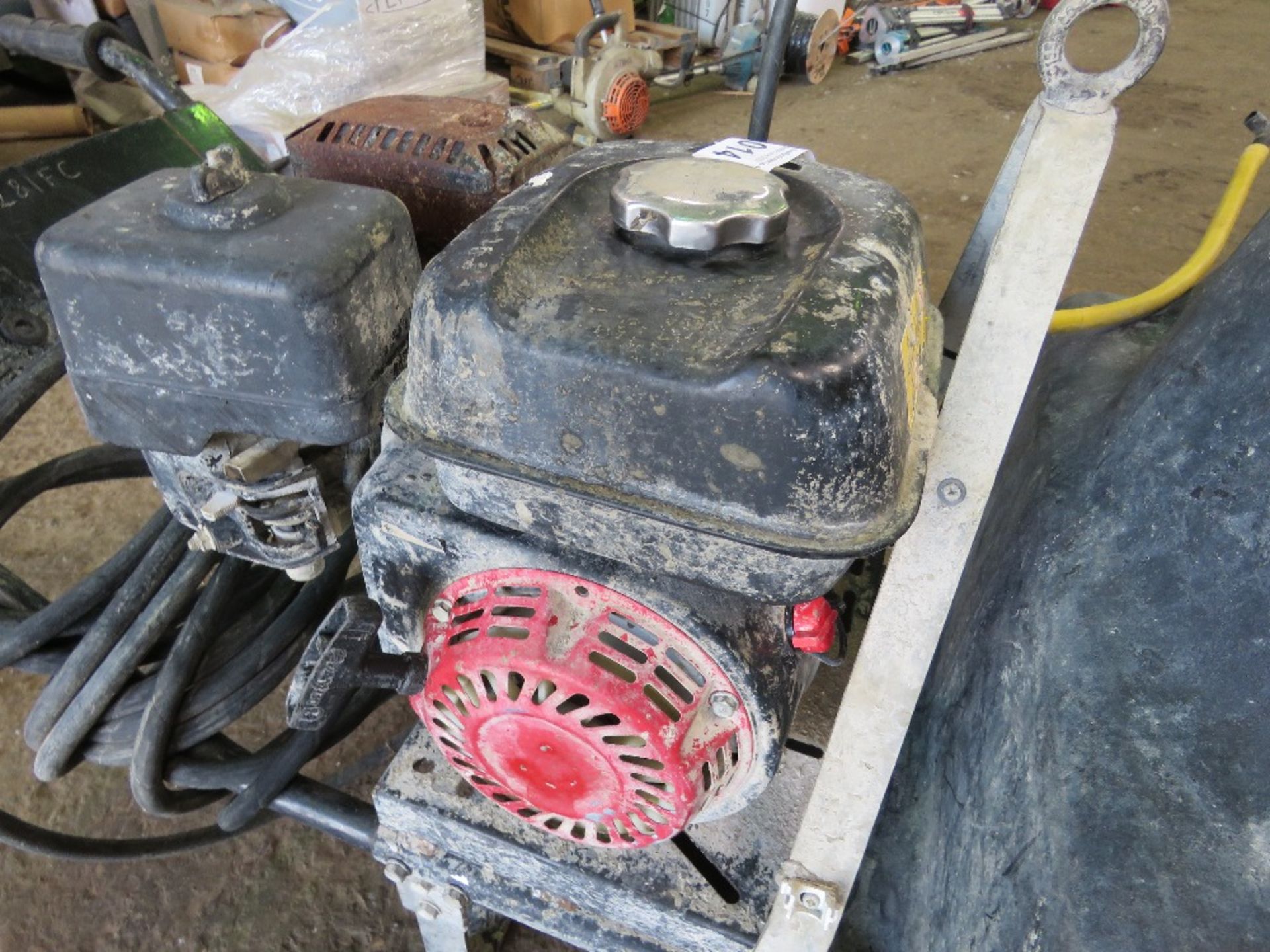 PETROL ENGINED WASHER BARROW WITH TANK, HONDA ENGINED. - Image 7 of 9