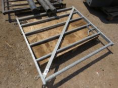 GALVANISED FIELD GATE, 1.2M WIDTH. THIS LOT IS SOLD UNDER THE AUCTIONEERS MARGIN SCHEME, THEREFOR