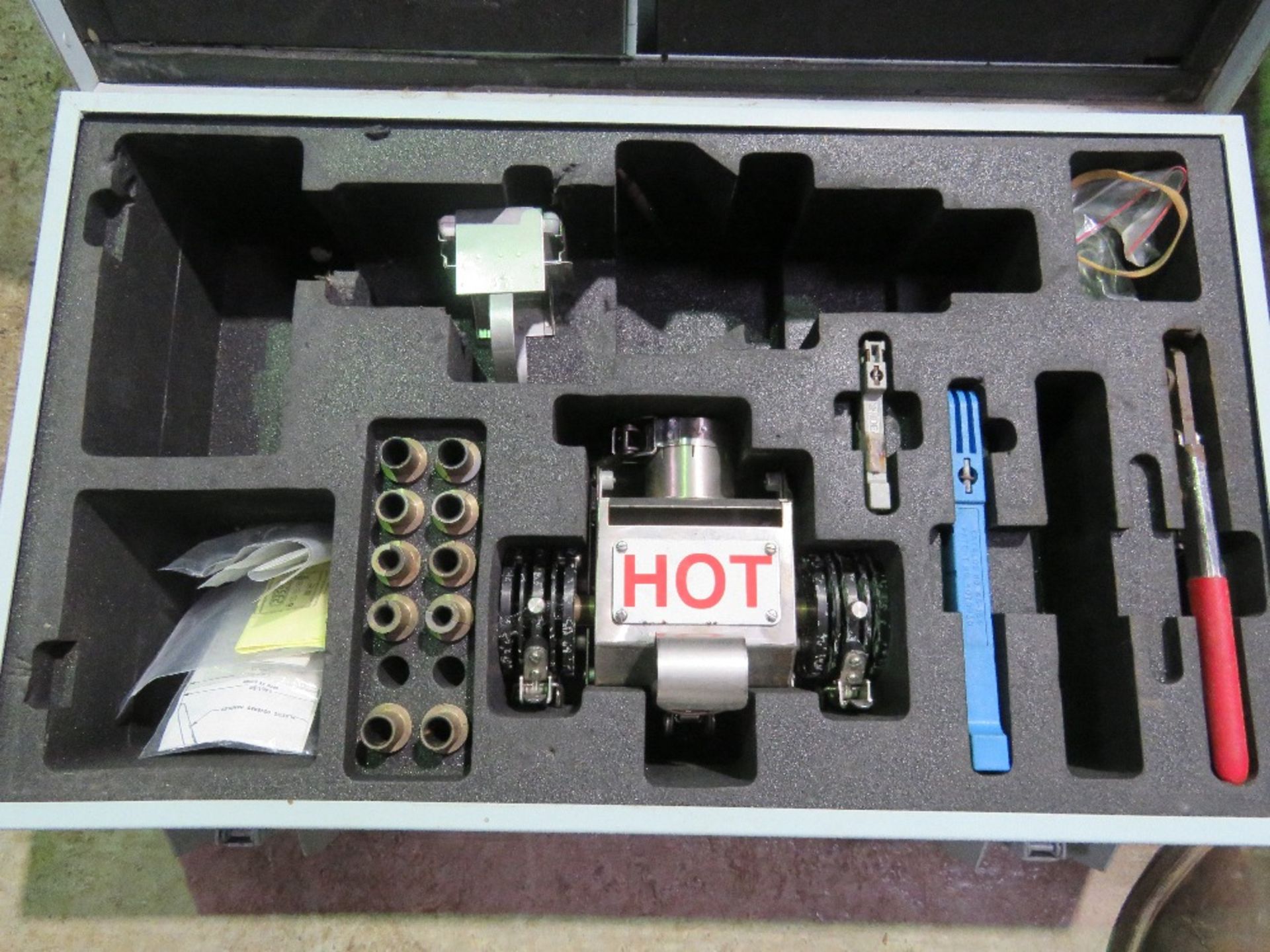 RAYCHEM INSTALLATION KIT IN A CASE.