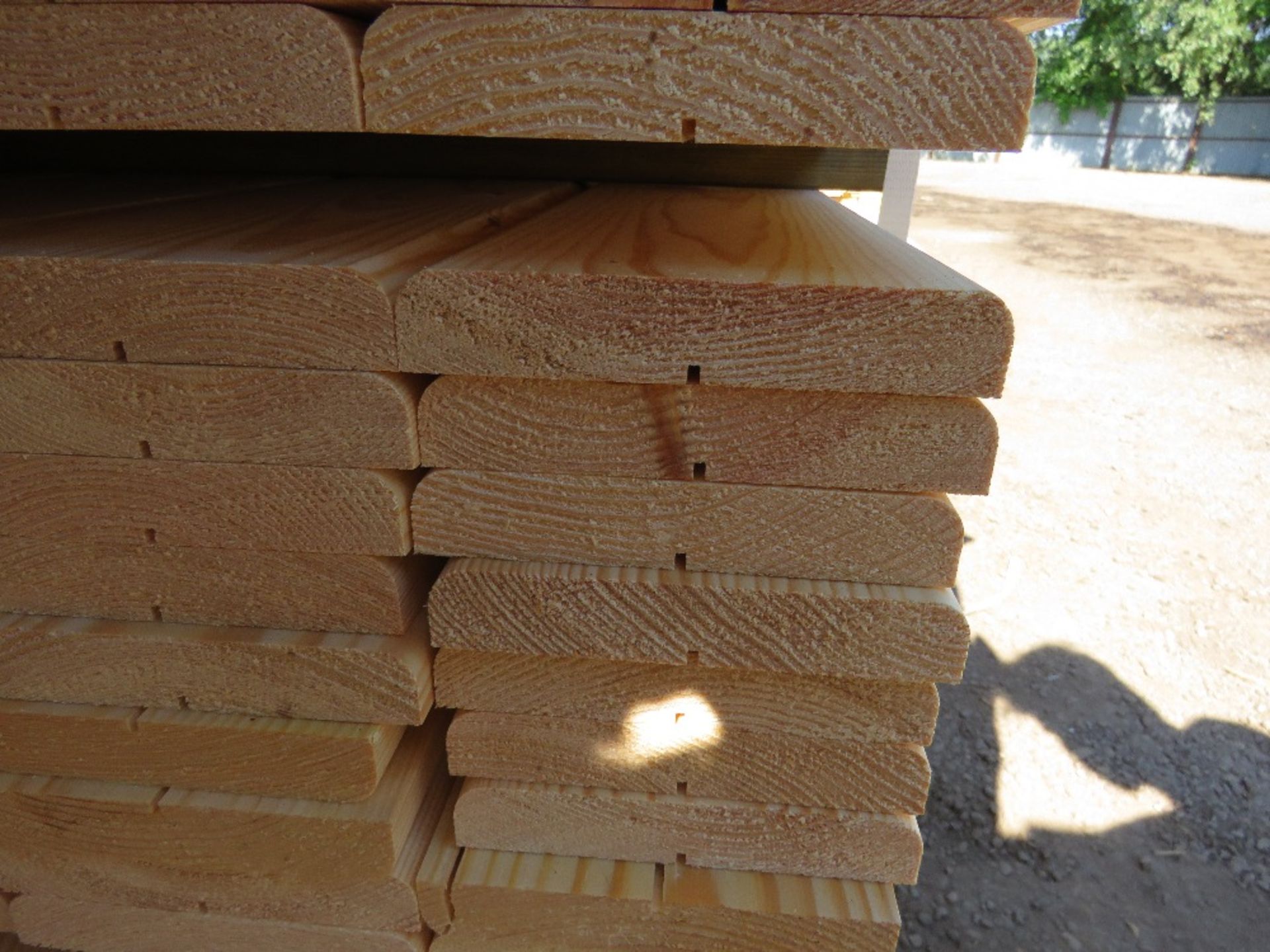 EXTRA LARGE PACK OF UNTREATED CAPPING BOARDS: 1.88M X 120MM X 22MM APPROX. 370NO PIECES IN TOTAL. - Image 3 of 3