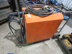 HEAVY DUTY WELDER, 240VOLT POWERED. THIS LOT IS SOLD UNDER THE AUCTIONEERS MARGIN SCHEME, THEREFO