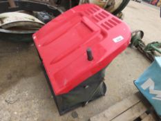 REAR COLLECTOR BOX FOR RIDE ON MOWER. THIS LOT IS SOLD UNDER THE AUCTIONEERS MARGIN SCHEME, THERE