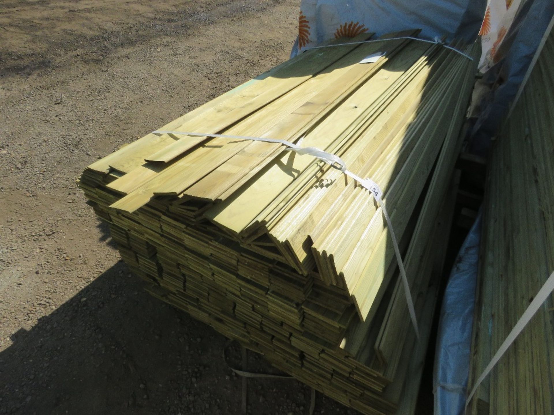 PACK OF TREATED HIT AND MISS TIMBER CLADDING BOARDS: 1.74M X 100MM APPROX. - Image 2 of 4