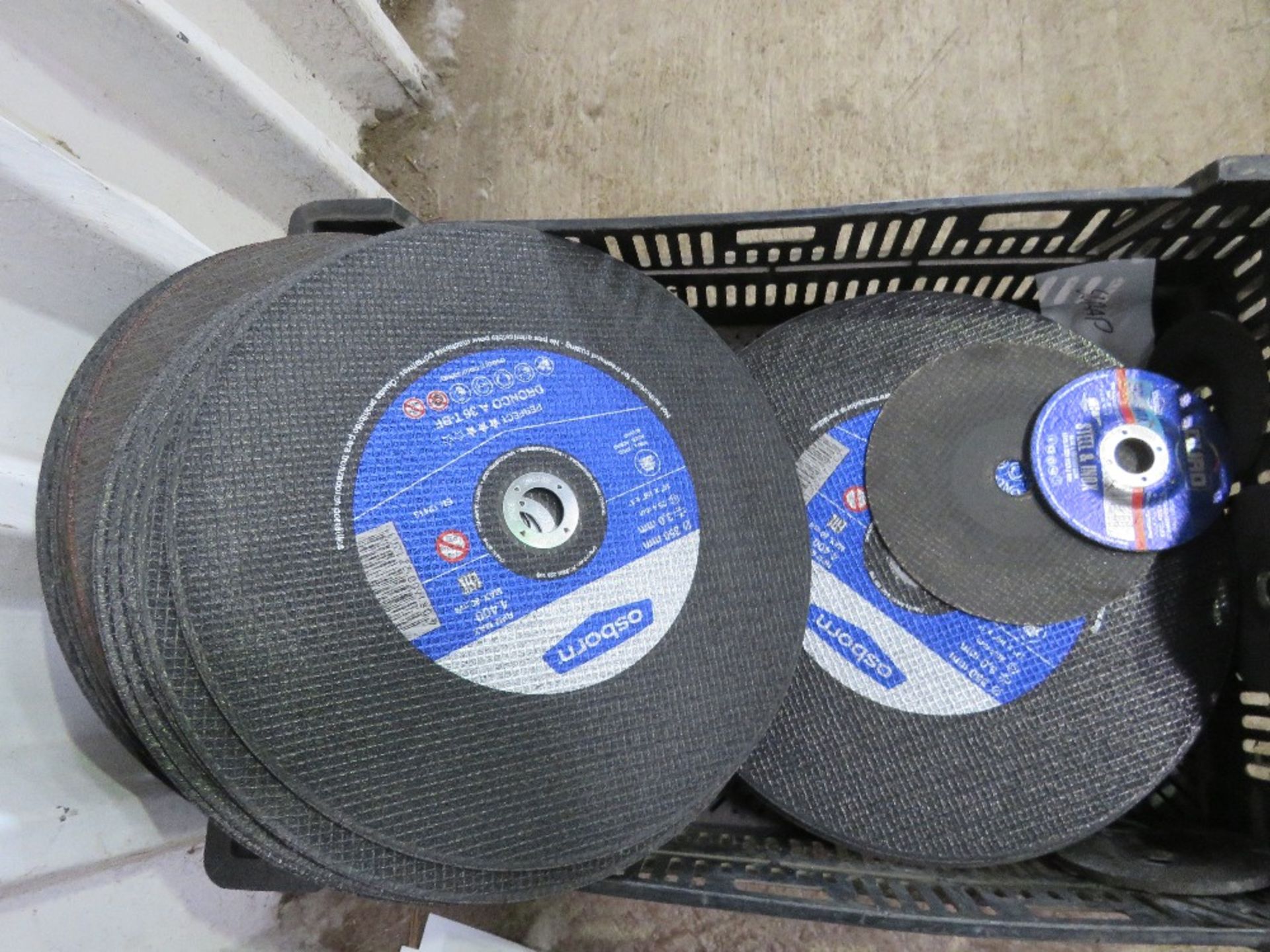 ASSORTED GRINDING/CUTTING DISCS. - Image 4 of 4