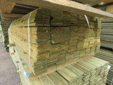 LARGE PACK OF PRESSURE TREATED FEATHER EDGE FENCE CLADDING TIMBER BOARDS. 1.64M LENGTH X 100MM WIDTH