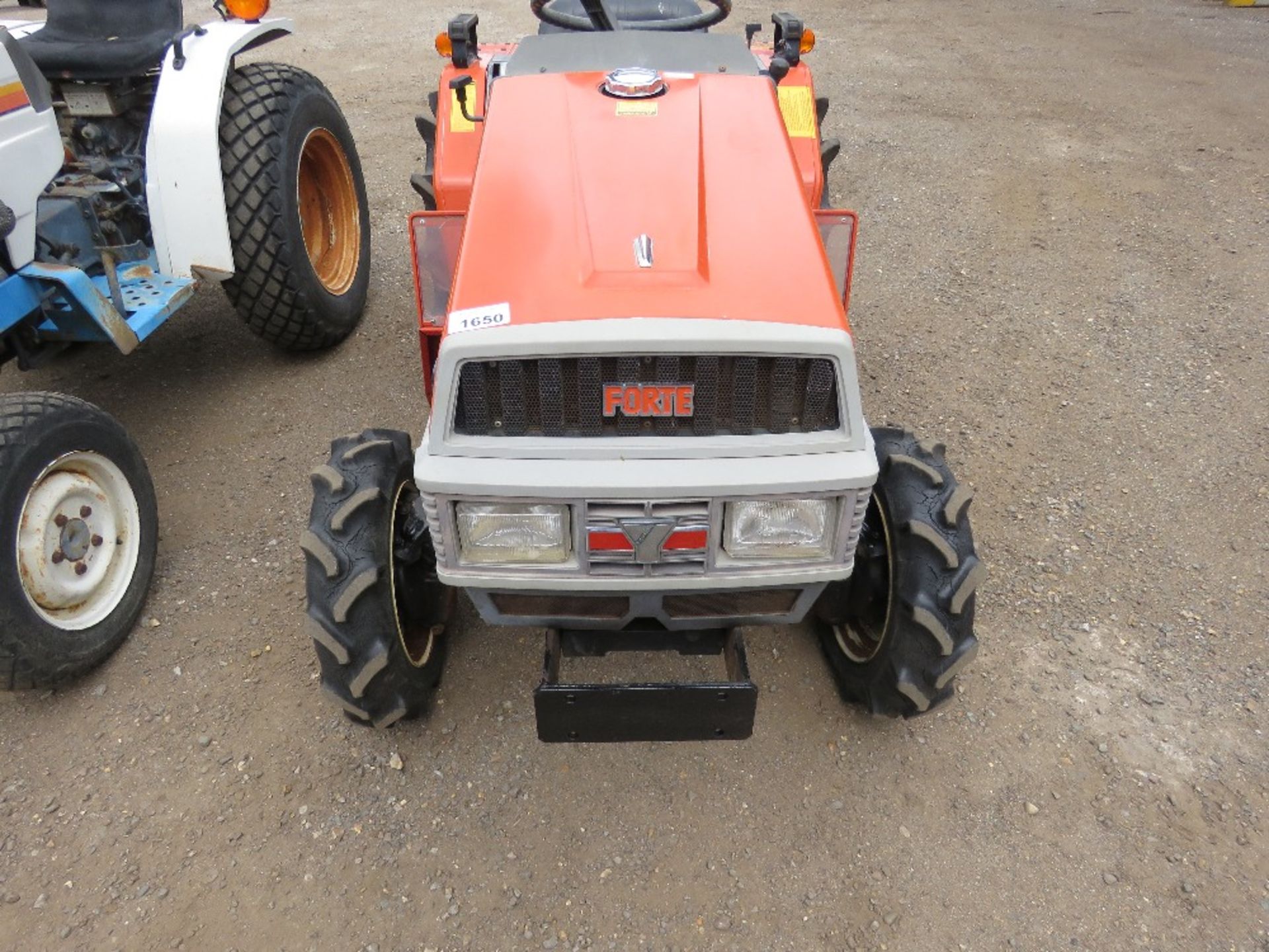 YANMAR F155 4WD COMPACT AGRICULTURAL TRACTOR WITH REAR LINK ARMS. WHEN TESTED WAS SEEN TO DRIVE, ST - Image 2 of 7