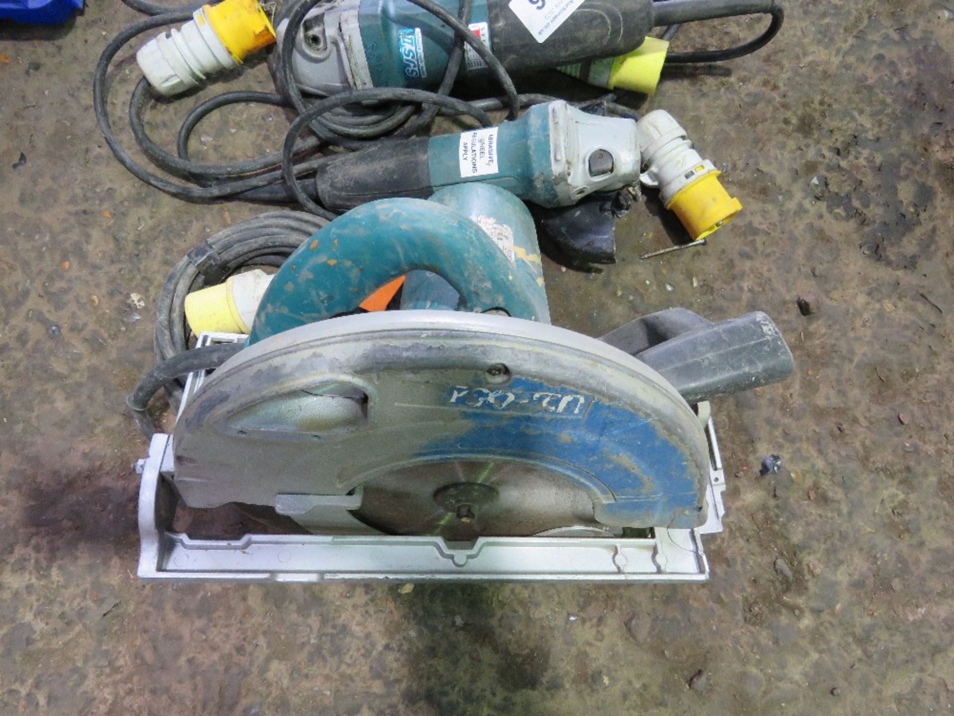 4 X POWER TOOLS: SAW, DRILL, 2NO GRINDERS. - Image 5 of 5