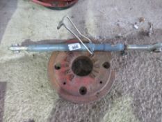 TRACTOR TOP LINK PLUS A DAVID BROWN WHEEL WEIGHT. THIS LOT IS SOLD UNDER THE AUCTIONEERS MARGIN S