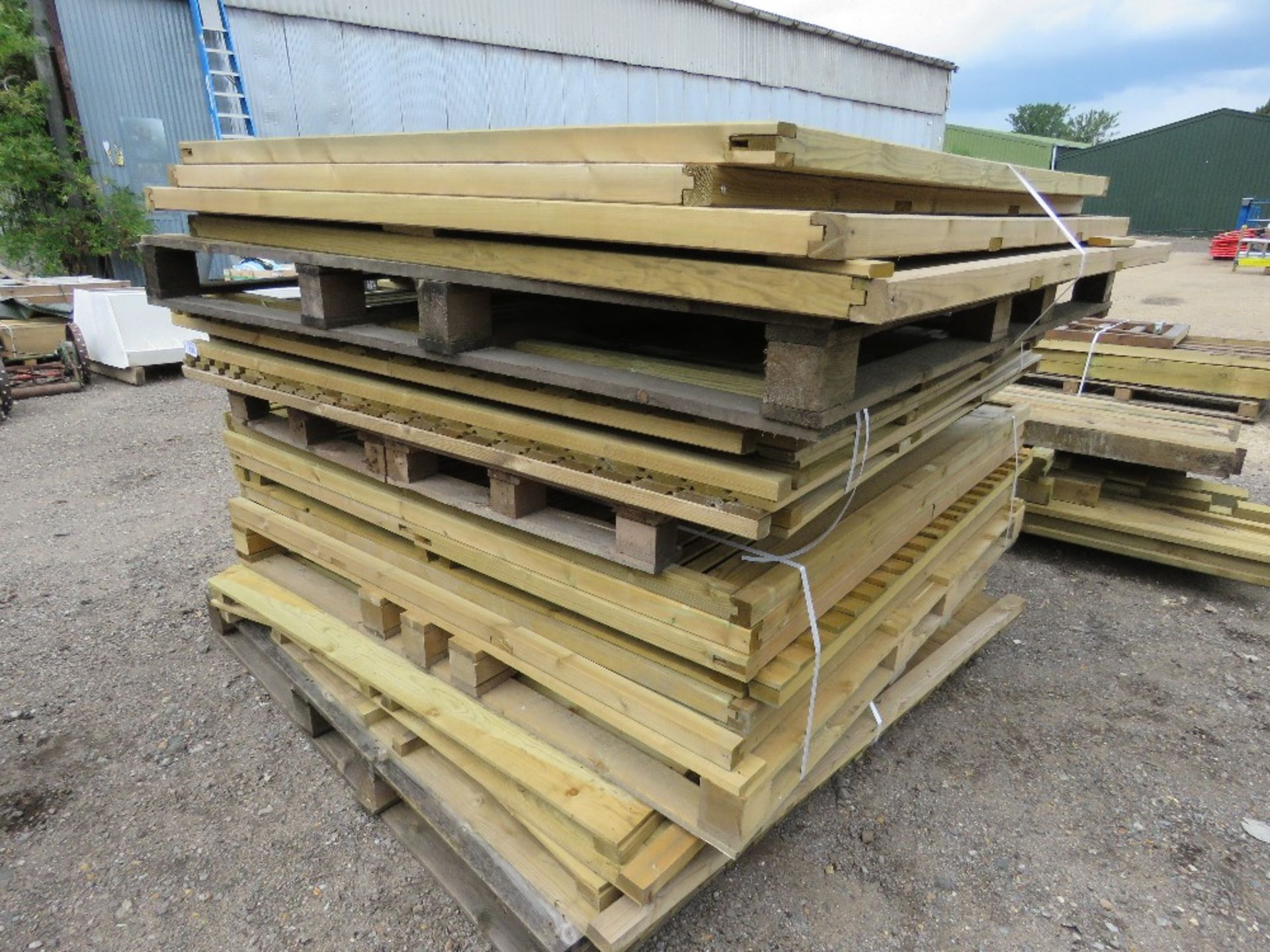 STACK OF ASSORTED WOODEN FENCING PANELS, 20NO APPROX. - Image 2 of 9