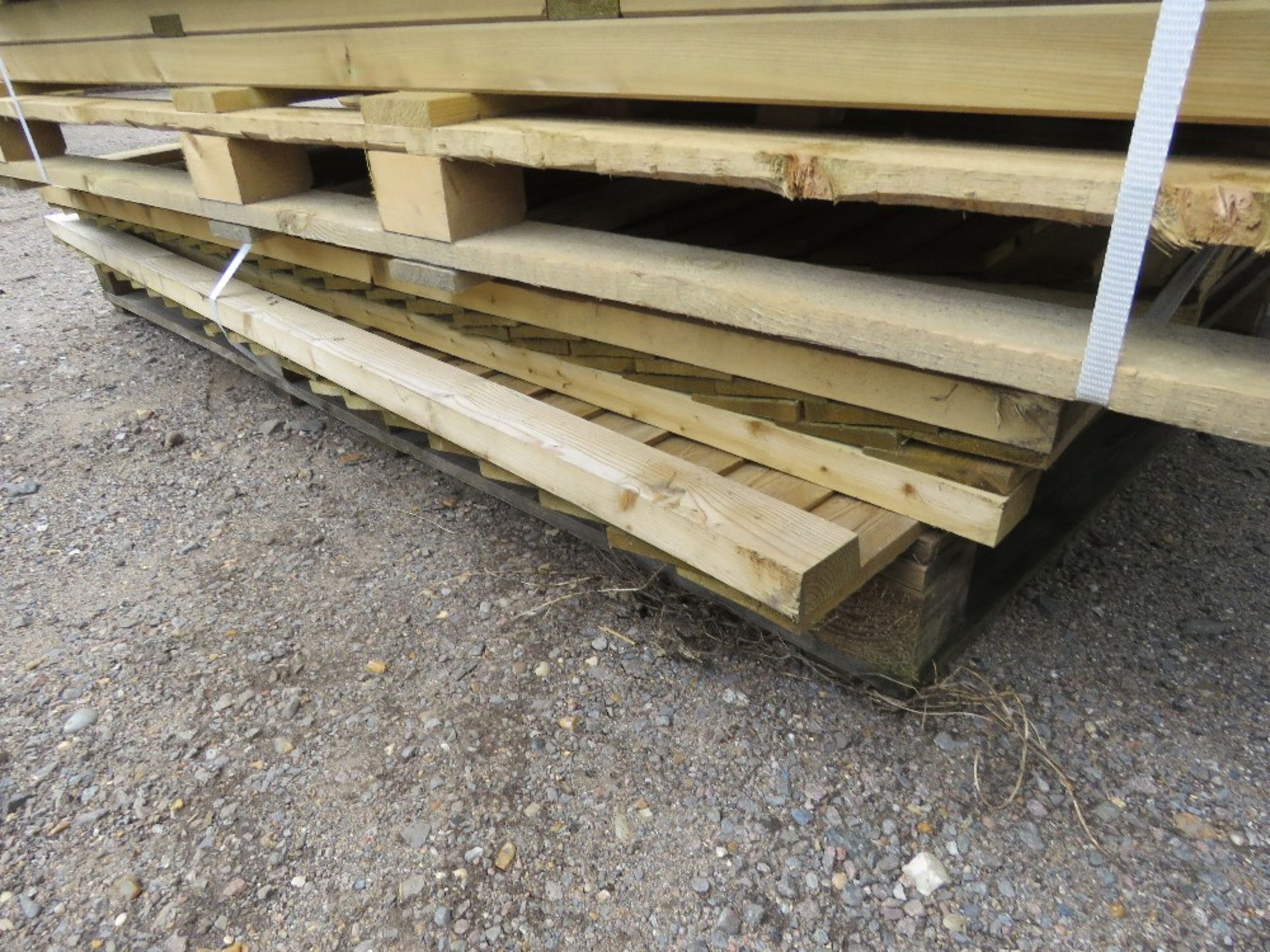 STACK OF ASSORTED WOODEN FENCING PANELS, 20NO APPROX. - Image 6 of 9