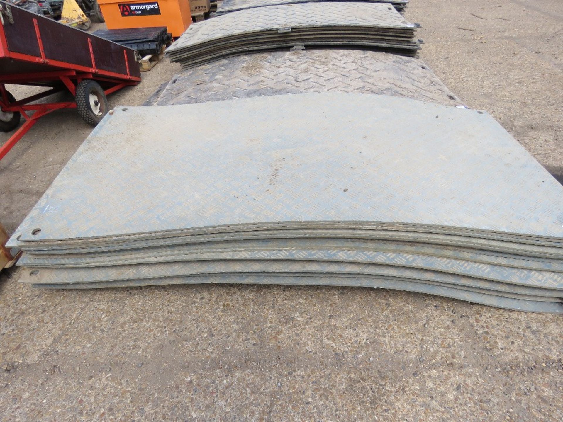 STACK OF GREY TRACK MATS, 10MM THICKNESS: 21NO APPROX @ 1.25M X 2.5M. DIRECT FROM LOCAL DEPOT CLOSU - Image 5 of 6