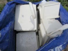 BULK BAG CONTAINING PLASTIC STORAGE TRAYS. EXECUTOR SALE. THIS LOT IS SOLD UNDER THE AUCTIONEERS