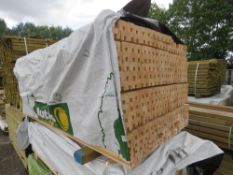 LARGE PACK OF UNTREATED GROOVED TIMBER POSTS 1.83M LENGTH X 40MM X 45MM APPROX.