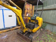 KOMATSU PC12R-8 RUBBER TRACKED MINI DIGGER YEAR 2004 WITH 3NO BUCKETS PLUS A MECHANICAL GRAPPLE. HO
