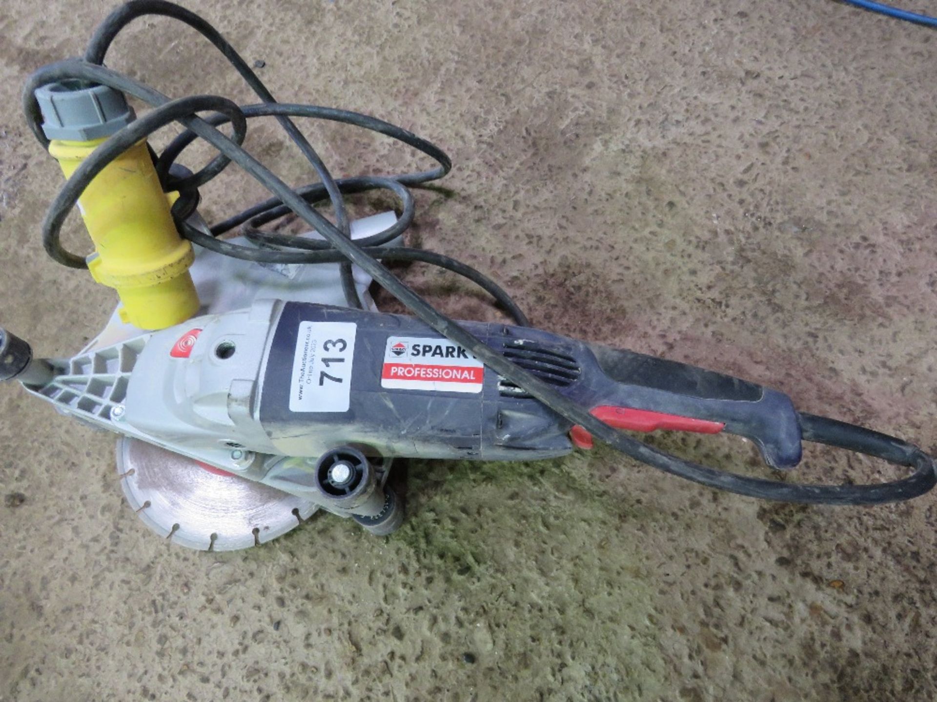 SPARKY HEAVY DUTY WALL SAW WITH A BLADE.
