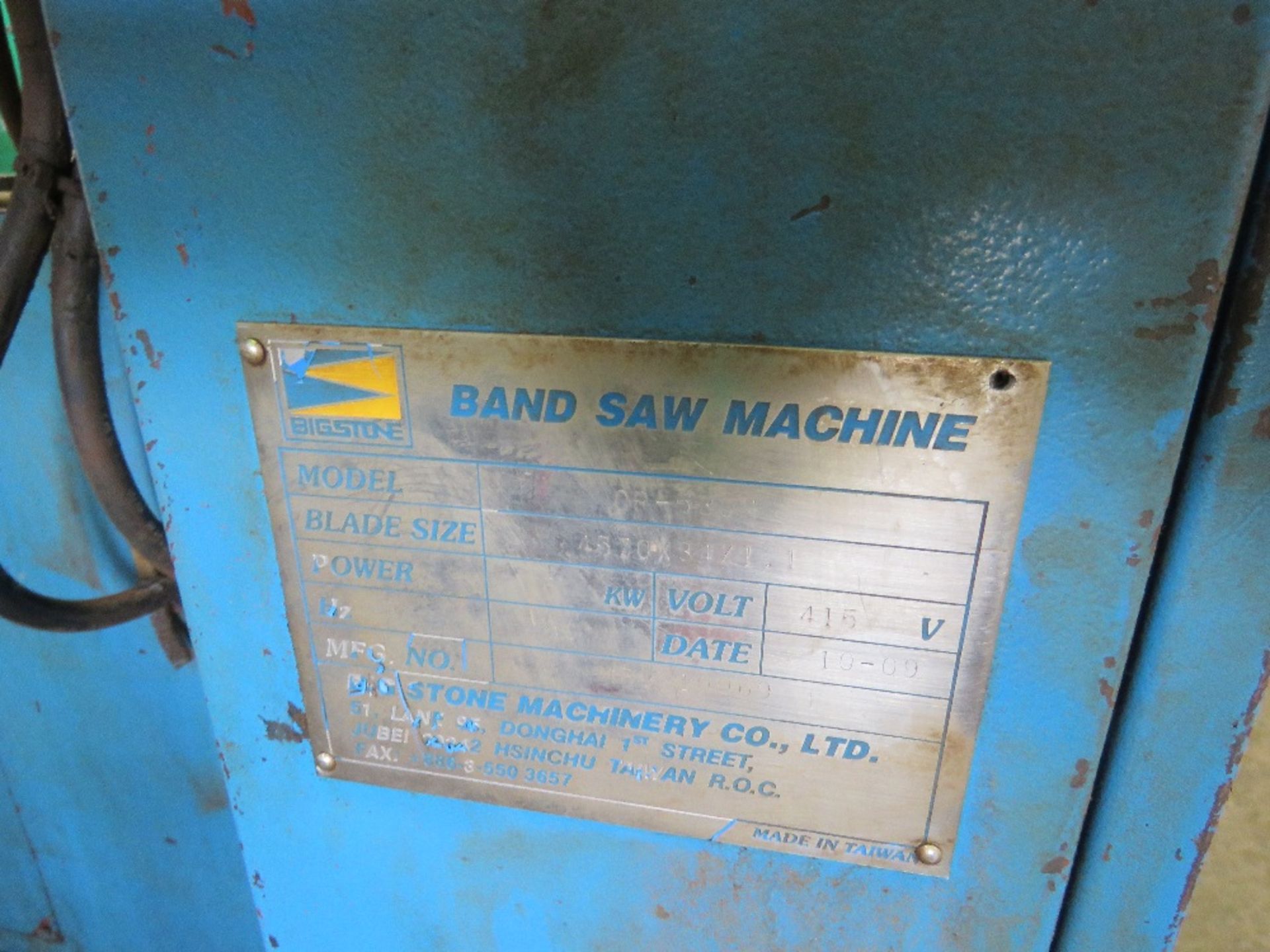 BIGSTONE LARGE CAPACITY METAL CUTTING BANDSAW, YEAR 2009 BUILD. - Image 17 of 19