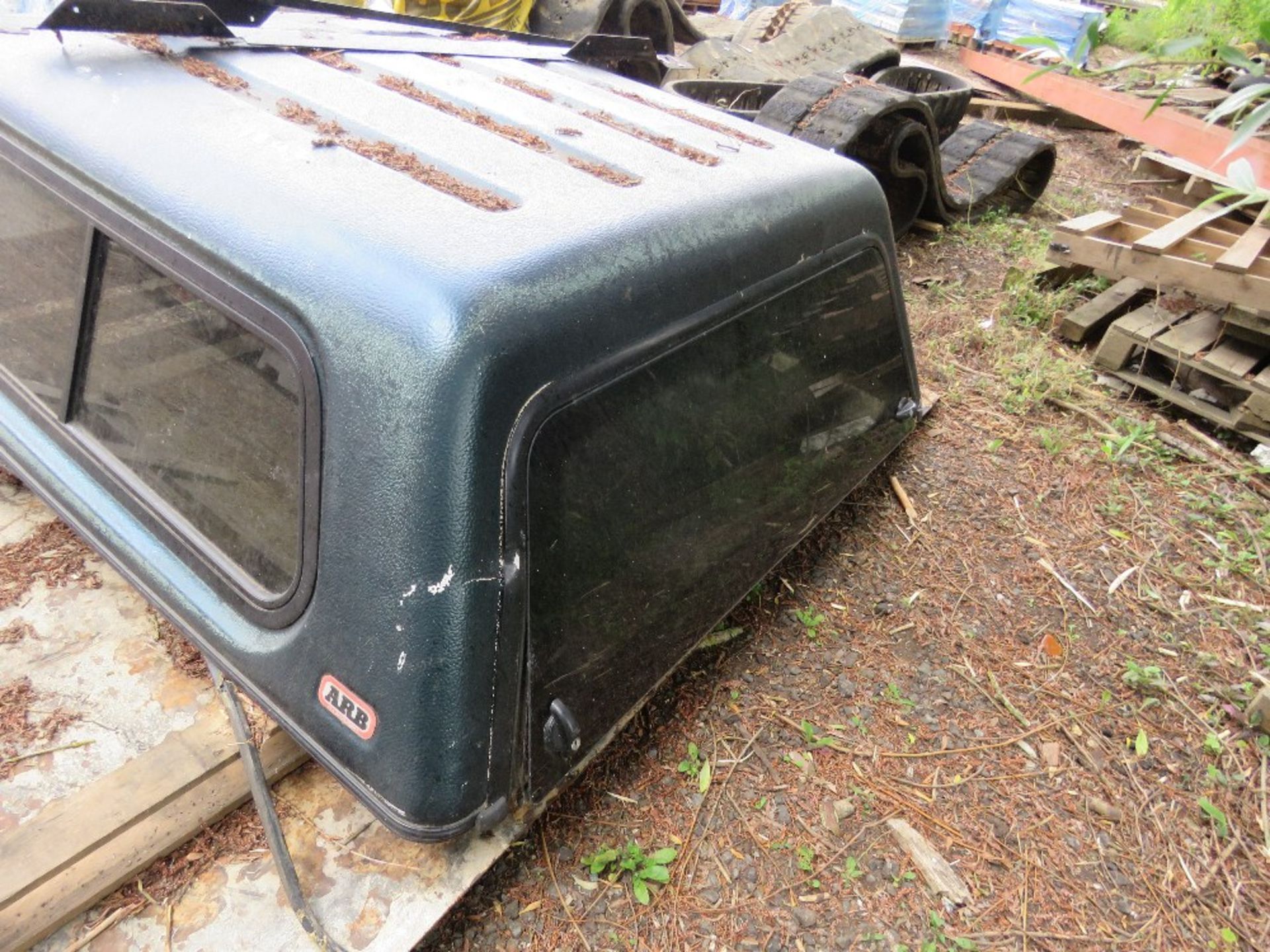 ARB HILUX TRUCK CANOPY TOP, BELIEVED TO FIT YEAR 2007 MODELS APPROX. - Image 3 of 4