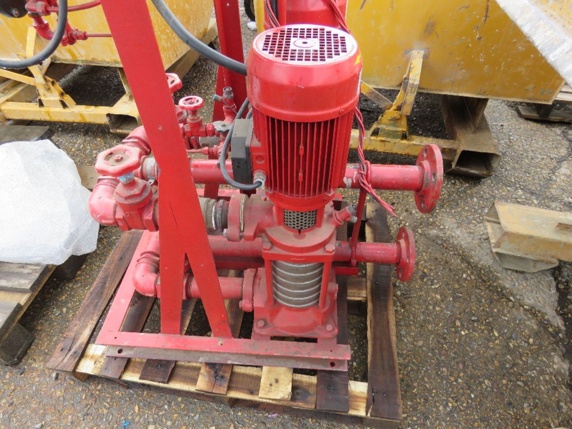 PULLEN SERIES E FIRE PAK TWIN PUMP WATER PUMP UNIT WITH CONTROL PANEL. THIS LOT IS SOLD UNDER TH - Image 3 of 7