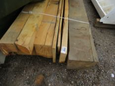 PALLET CONTAINING ASSORTED OAK TIMBER BOARDS AND POSTS 6FT -9FT LENGTH APPROX. THIS LOT IS SOLD U