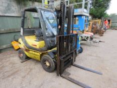 LINDE H20T GAS POWERED FORKLIFT TRUCK, YEAR 1990. WITH SIDE SHIFT. THIS LOT IS SOLD UNDER THE AUC
