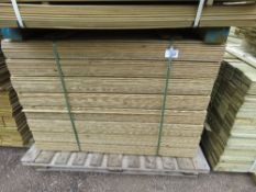 LARGE PACK OF PRESSURE TREATED HIT AND MISS FENCE CLADDING TIMBER BOARDS. 1.14M LENGTH X 100MM WIDTH