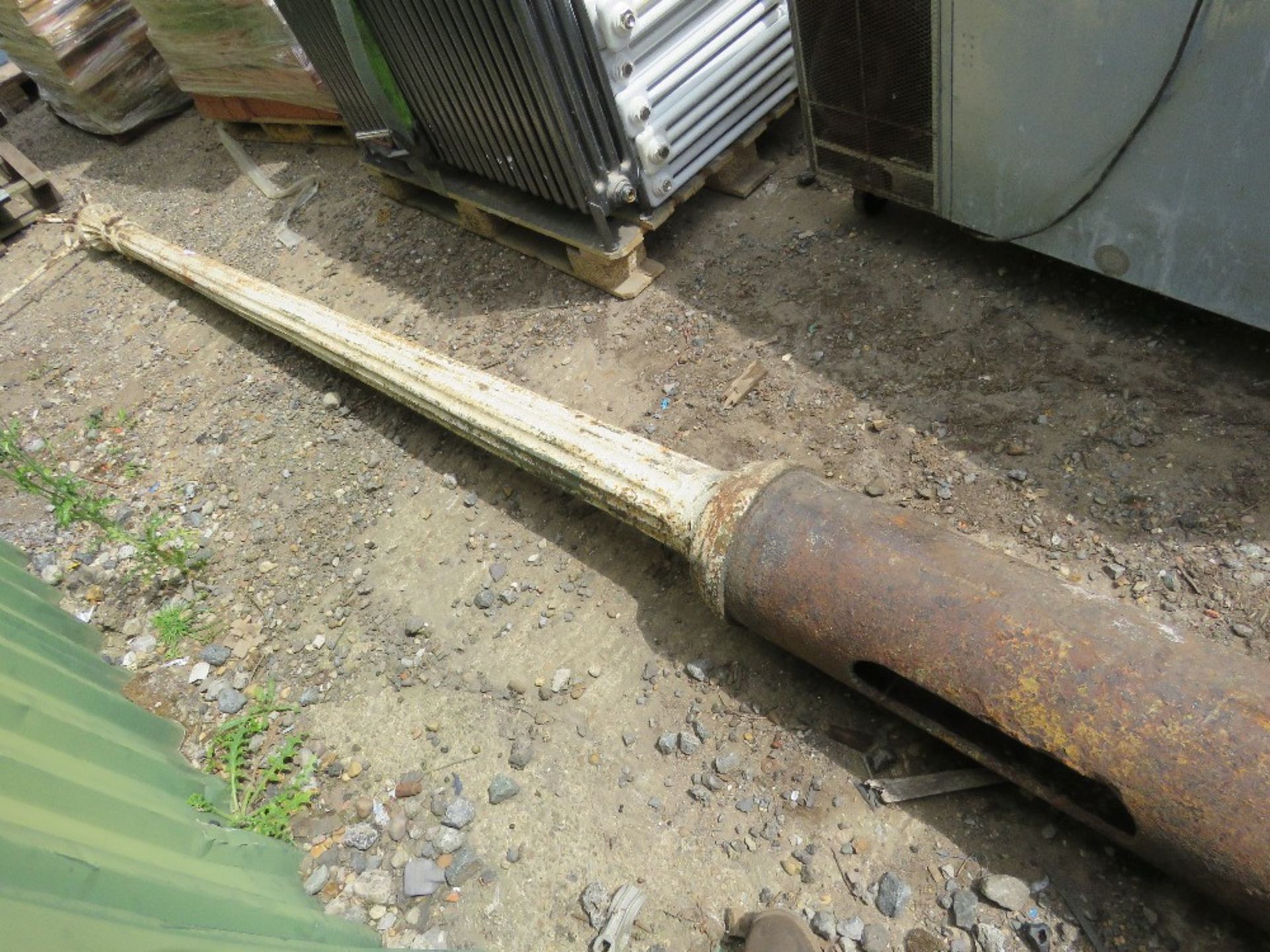 CAST IRON LAMP POST 12FT LENGTH APPROX. THIS LOT IS SOLD UNDER THE AUCTIONEERS MARGIN SCHEME, THE - Image 10 of 11